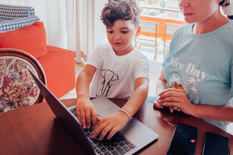 Raising Cyber-Smart Kids: A Parent's Guide to Honest, Age-Appropriate Security Conversations